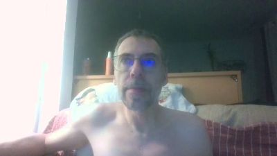 ptitcanard75 live cam on Cam4