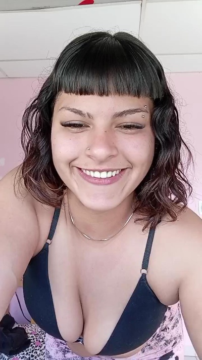puchi4 live cam on Cam4