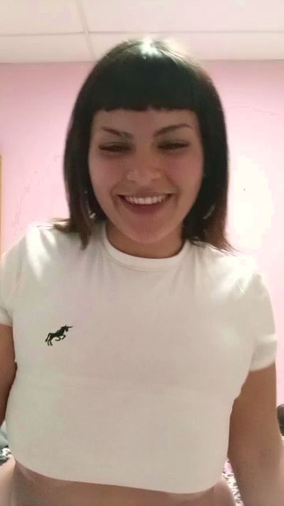 puchi4 live cam on Cam4