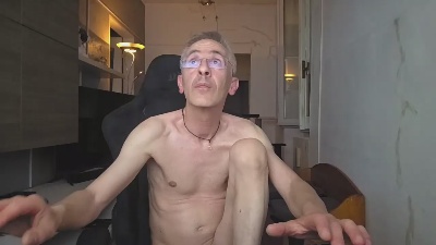 puppyalex live cam on Cam4