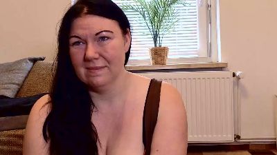 pussy6wetlips live cam on Cam4