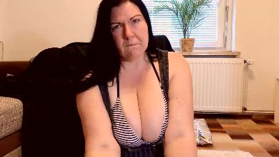 pussy6wetlips live cam on Cam4