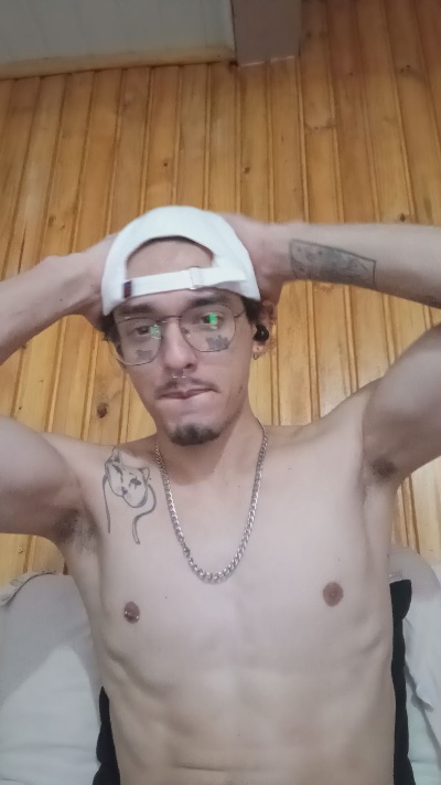 put_Gooner live cam on Cam4