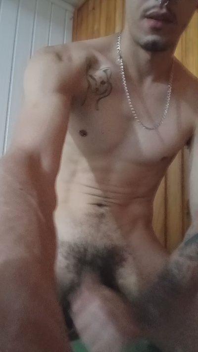 put_Gooner live cam on Cam4
