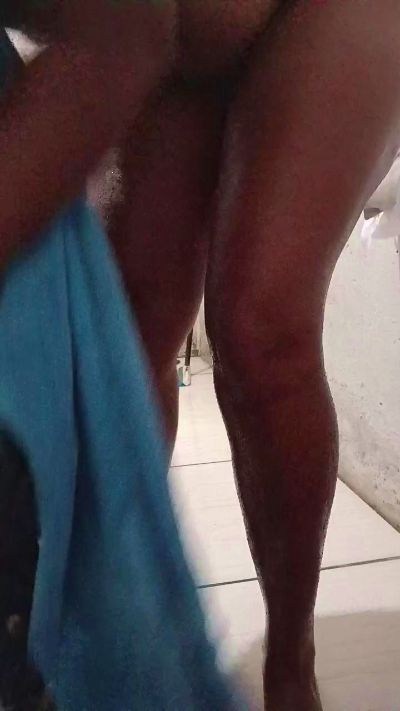 putinha_goias live cam on Cam4