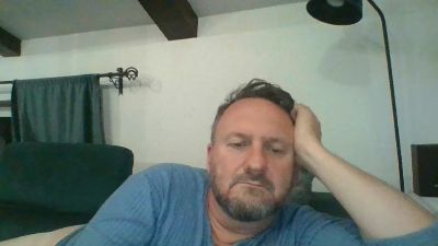 pyta74 live cam on Cam4