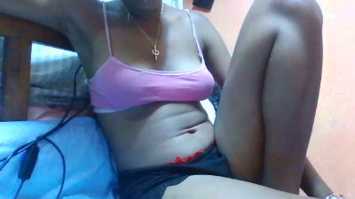 queen1 live cam on Cam4