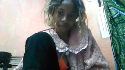 queen1 live cam on Cam4