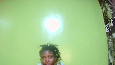 queen_princess live cam on Cam4