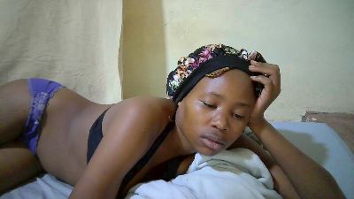 queen_slender live cam on Cam4