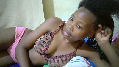 queen_slender live cam on Cam4