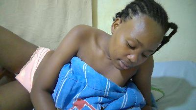 queen_slender live cam on Cam4