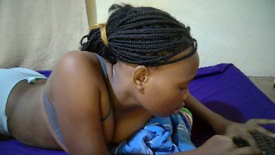 queen_slender live cam on Cam4