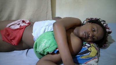 queen_slender live cam on Cam4