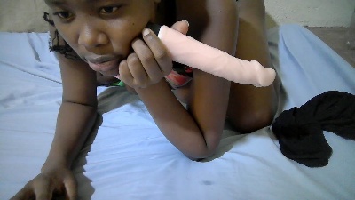 queen_slender live cam on Cam4