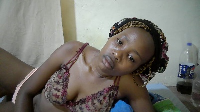 queen_slender live cam on Cam4