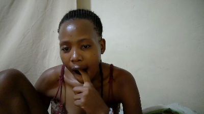 queen_slender live cam on Cam4