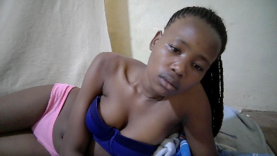 queen_slender live cam on Cam4