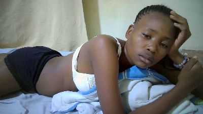 queen_slender live cam on Cam4