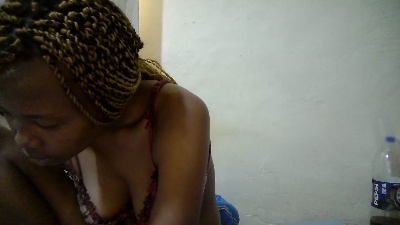 queen_slender live cam on Cam4