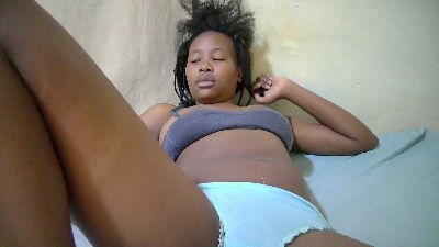 queen_slender live cam on Cam4