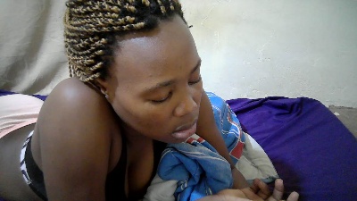 queen_slender live cam on Cam4