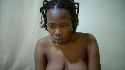 queen_slender live cam on Cam4