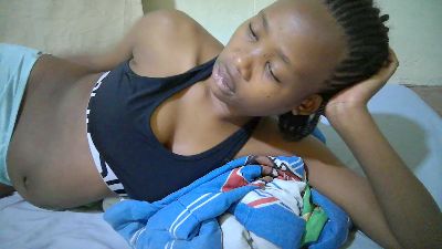 queen_slender live cam on Cam4