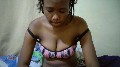 queen_slender live cam on Cam4
