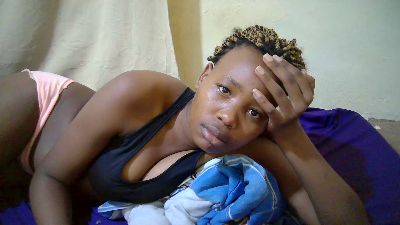 queen_slender live cam on Cam4