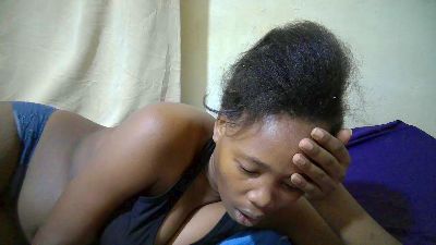 queen_slender live cam on Cam4