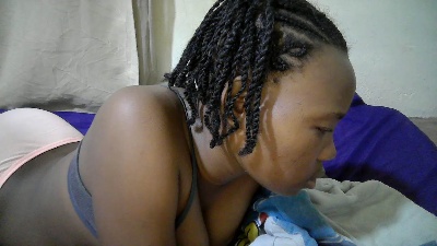 queen_slender live cam on Cam4