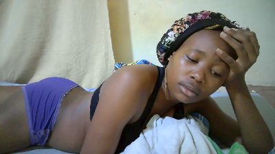 queen_slender live cam on Cam4