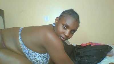 queen_wow2 live cam on Cam4