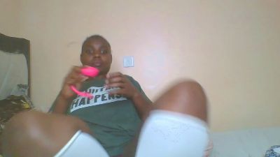 queen_wow2 live cam on Cam4