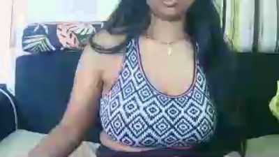 queenihot live cam on Cam4
