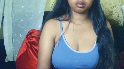 queenihot live cam on Cam4