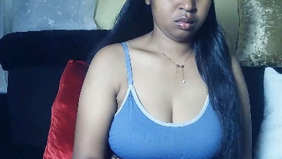 queenihot live cam on Cam4