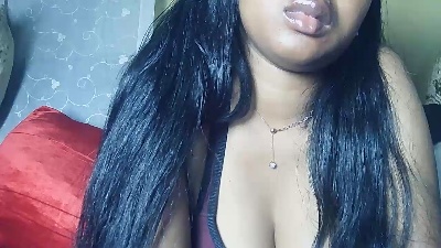 queenihot live cam on Cam4