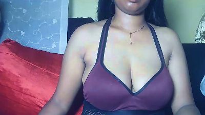queenihot live cam on Cam4