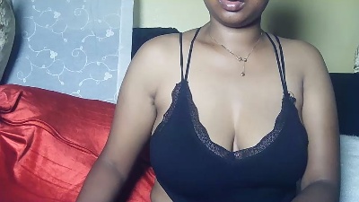 queenihot live cam on Cam4