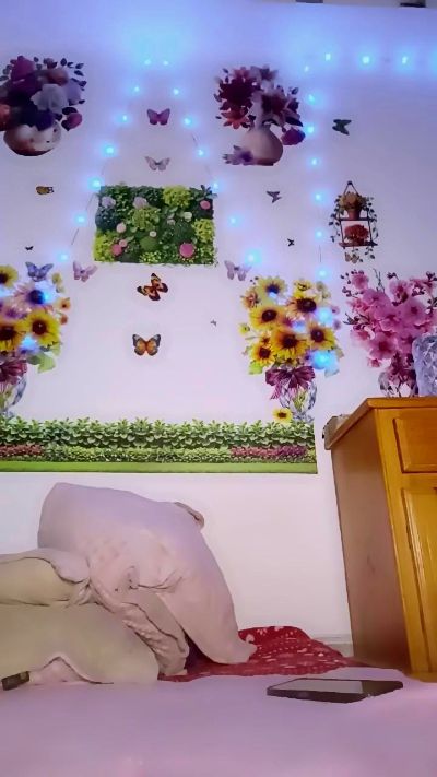 queenny1 live cam on Cam4