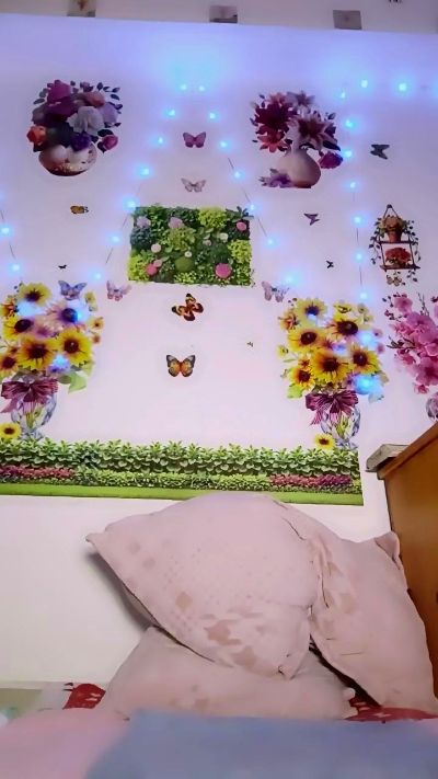 queenny1 live cam on Cam4