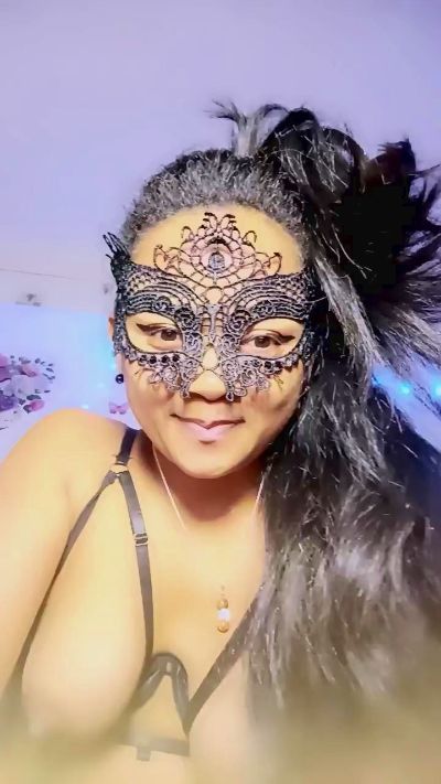 queenny1 live cam on Cam4