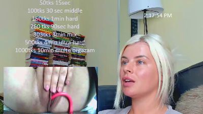 queenofthenight live cam on Cam4