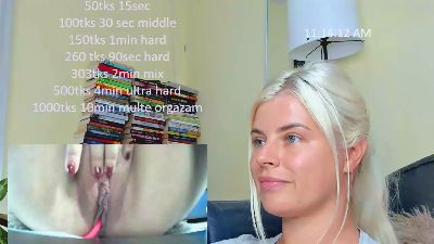 queenofthenight live cam on Cam4