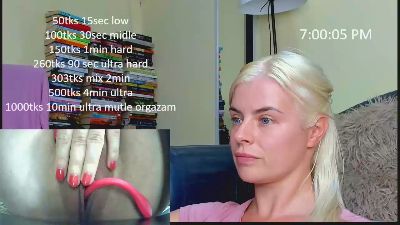 queenofthenight live cam on Cam4
