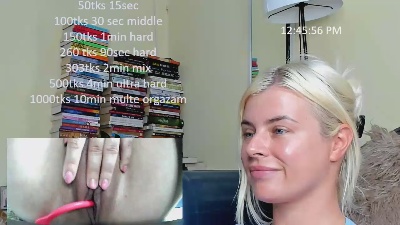 queenofthenight live cam on Cam4