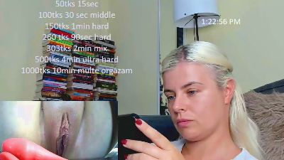 queenofthenight live cam on Cam4