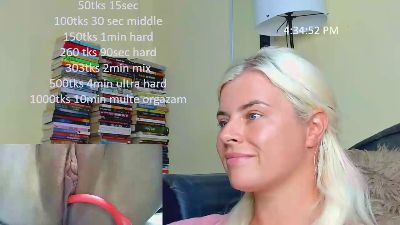 queenofthenight live cam on Cam4